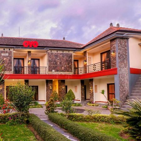 Oyo 1166 Hotel Melati 2 Бедуґул Екстер'єр фото