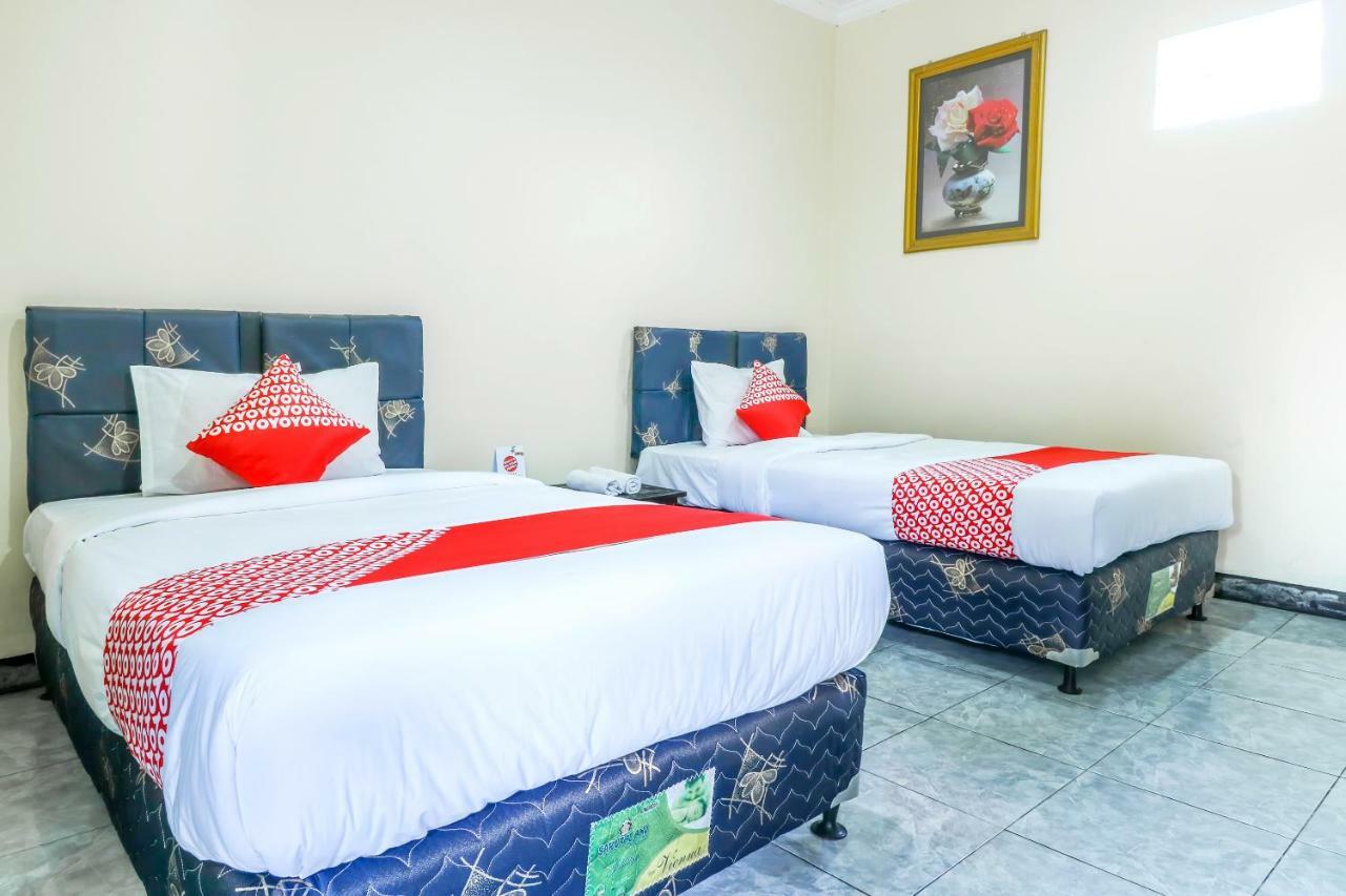Oyo 1166 Hotel Melati 2 Бедуґул Екстер'єр фото